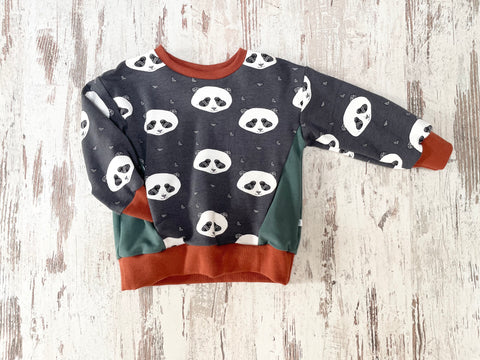 Sweater mit Tasche - Pandas Gr. 80-98