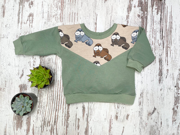 Sweater Walrosse - grün Gr. 62-98